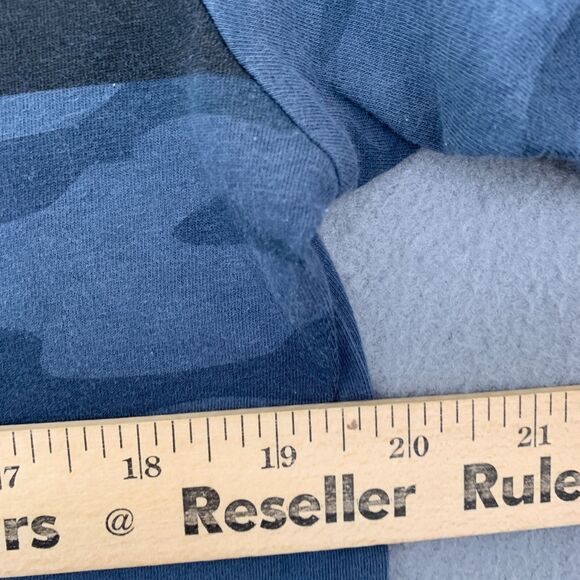 Gold's Gym T Shirt Adult Small Advance Performance Apparel Camo Blue Stretch - Picture 5 of 10